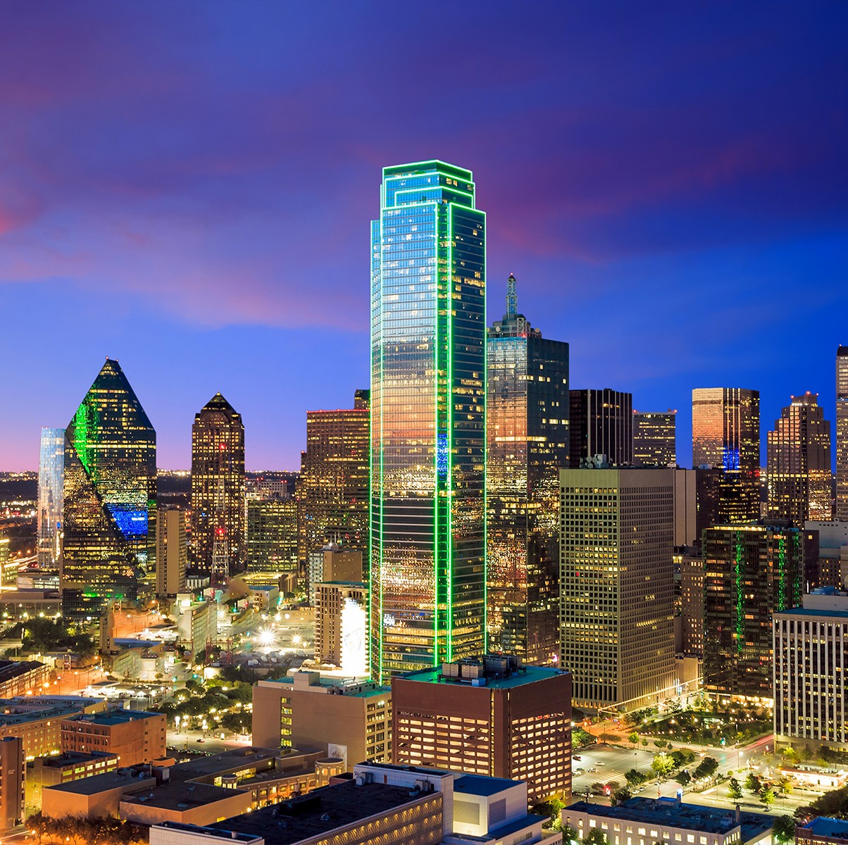 Dallas skyline featuring Bank of America Plaza at 901 Main Street