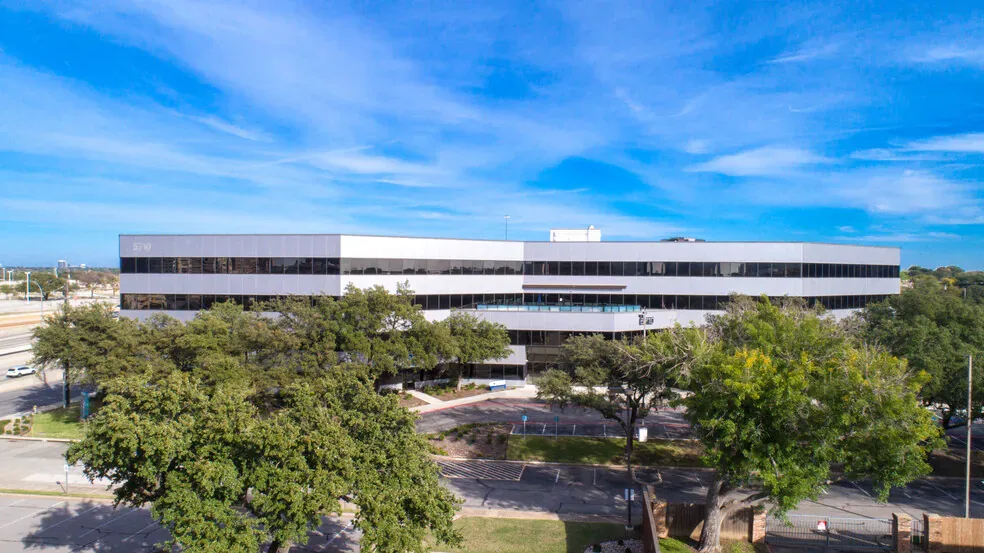 Andrew Jonathan Hillman. 5710 LBJ Freeway, Dallas. Laboratory location in the record.